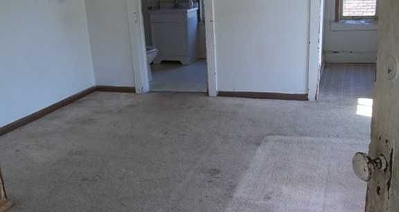 2nd image of 129 N Henderson St