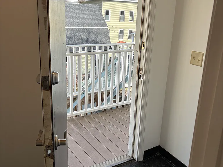 170 Pine St #5 — Photo 20