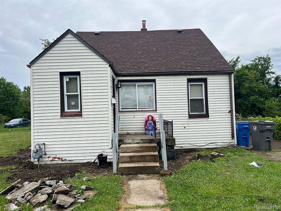 1st image of 3756 Ash St