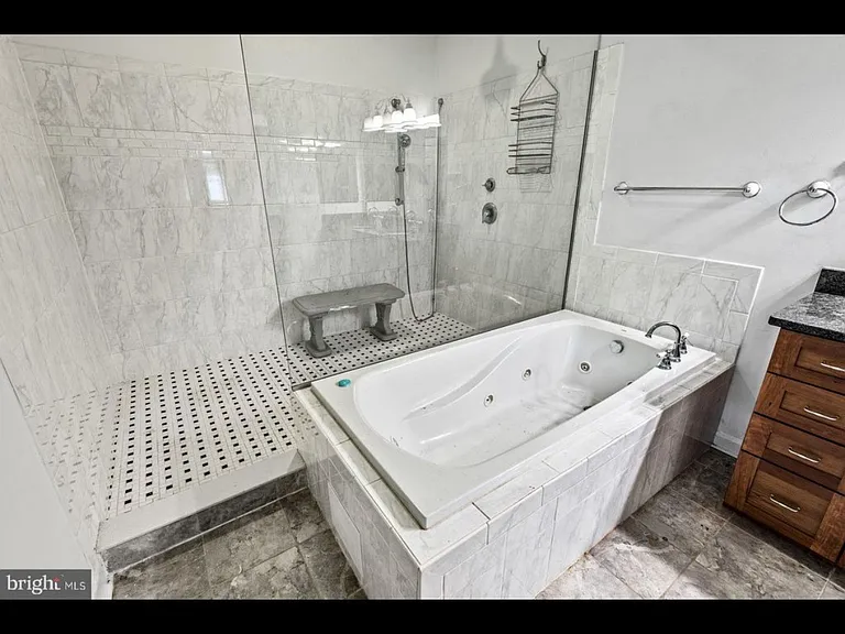 134 Pioneer Trl — Photo 6