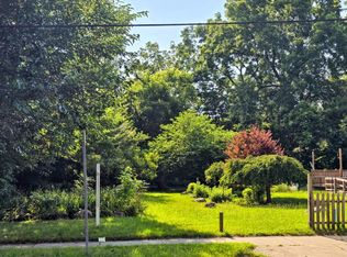 1339 Krom St, Kalamazoo, MI 49007