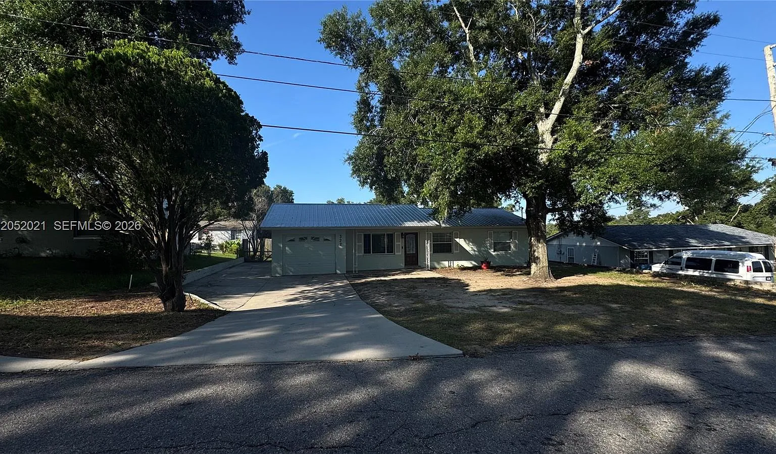 3 bed, 1.5 bath, $1,800 — Photo 1
