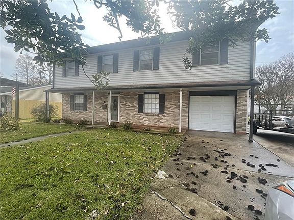 2nd image of 416 Belle Chase Dr