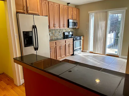 Rented by MQ Realty LLC | media 1