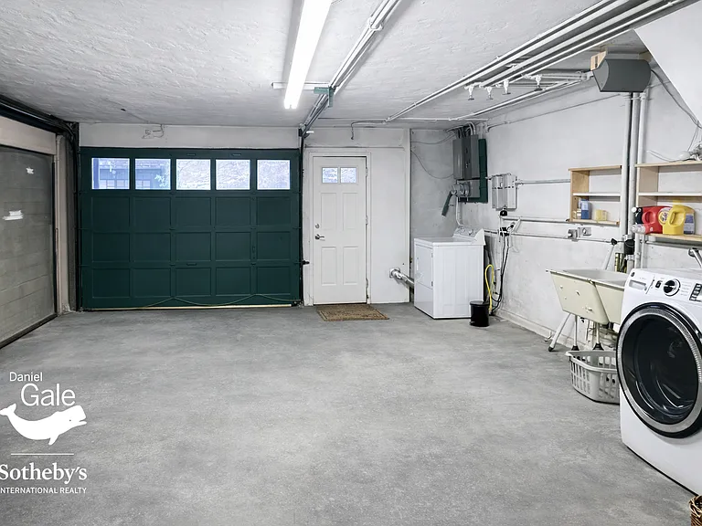 217 Burns St #1 — Photo 19