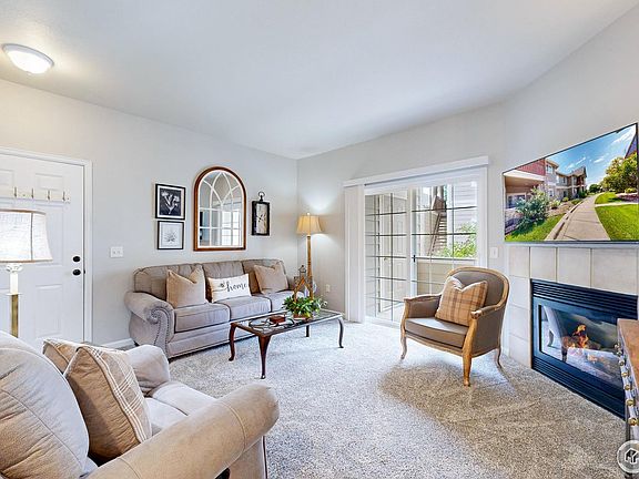 4th image of 1288 Lake Cir #12D