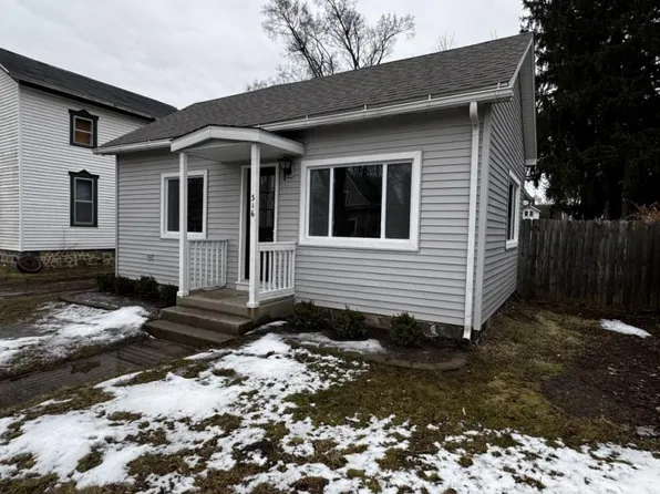 316 Wells St, Caro, MI 48723