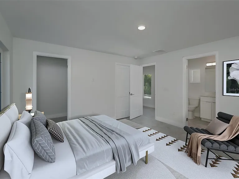 310 Hibiscus St #B — Photo 5
