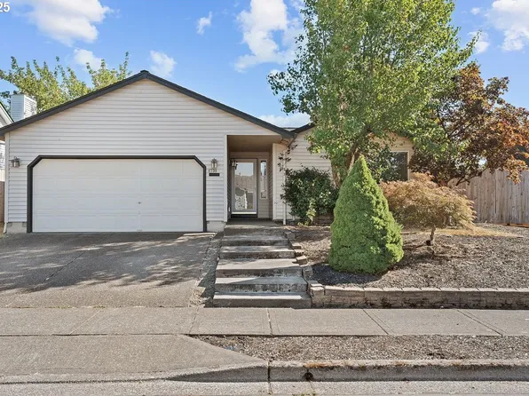 6738 SE Moscato Ct, Hillsboro, OR 97123