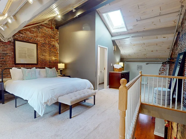 11 Union St #3 — Photo 10