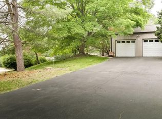 8 Trappers Way, Pomona, NY 10970