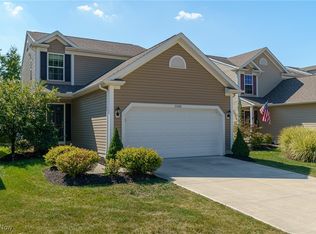 29088 Pembrooke Blvd, Olmsted Falls, OH 44138