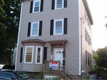 1st image of 6 Essex Cir