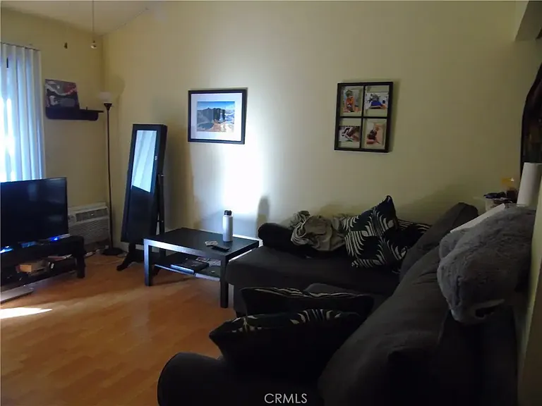 148 Streamwood — Photo 4