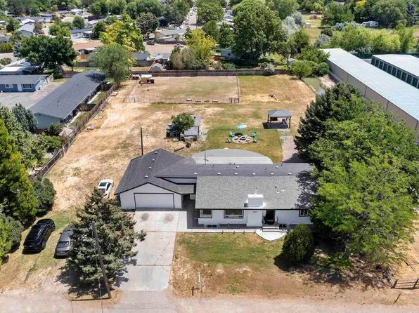 3819 S Montana Ave, Caldwell, ID 83605