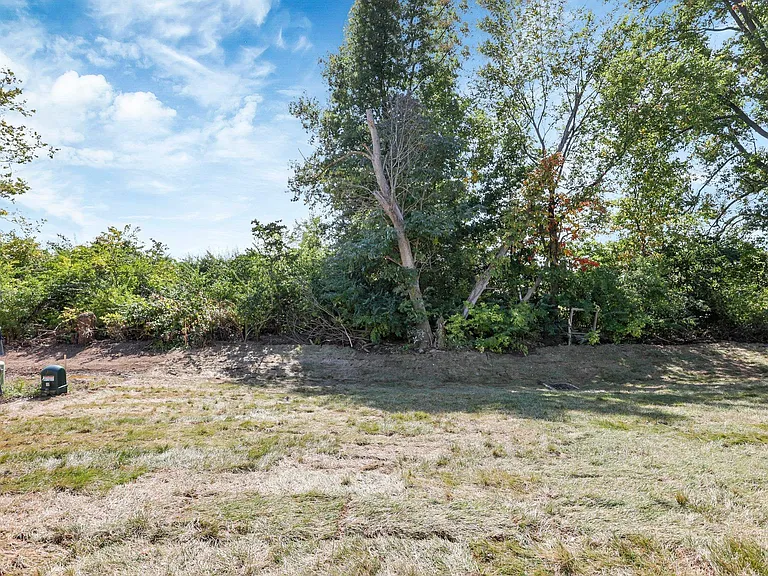 7309 Celebration Dr — Photo 51