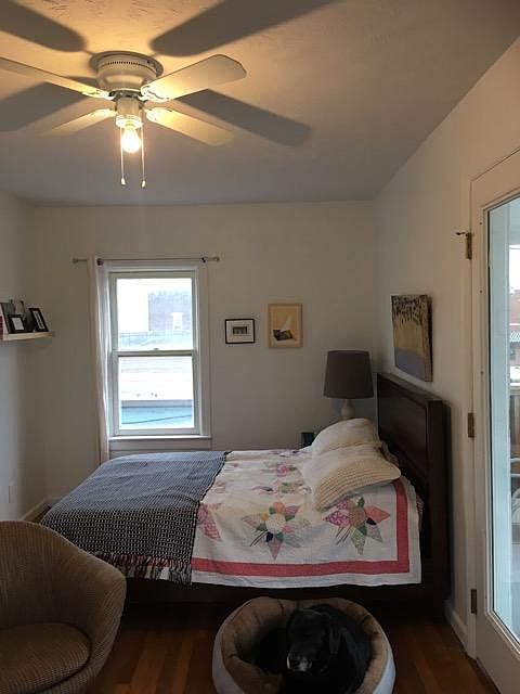 2nd image of 423 E 156th St