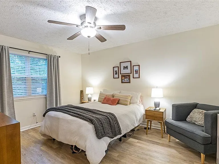 6800 Glenridge Dr #6820A — Photo 17