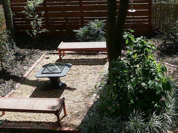Seating area 2