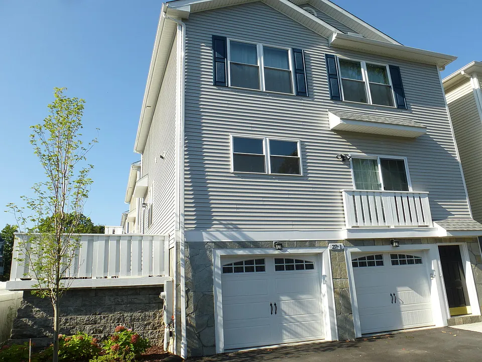 27 Terrace Pl #1