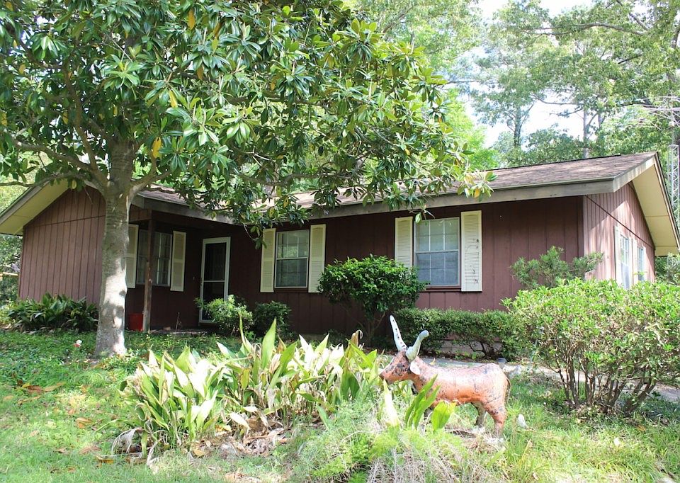 1st image of 132 Burnside Ln