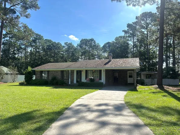 2604 Dottie St, Adel, GA 31620