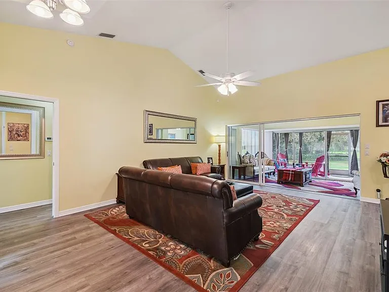 12728 Flamingo Pkwy — Photo 7