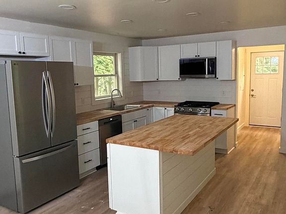 4th image of 8871 Dellwood Dr