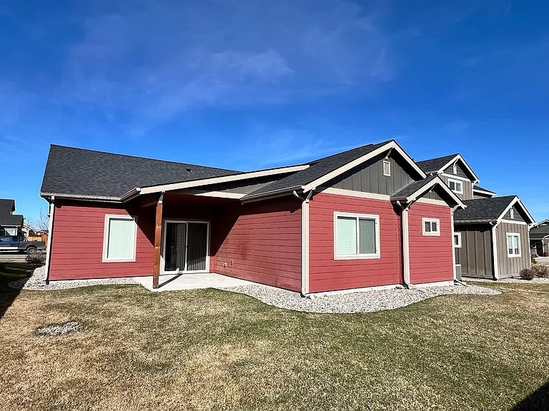 116 S Reliance Ave — Photo 3