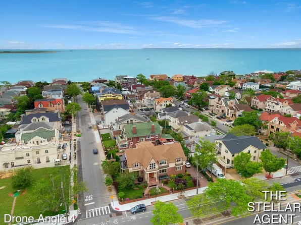 514 Oriental Blvd, Brooklyn, NY 11235