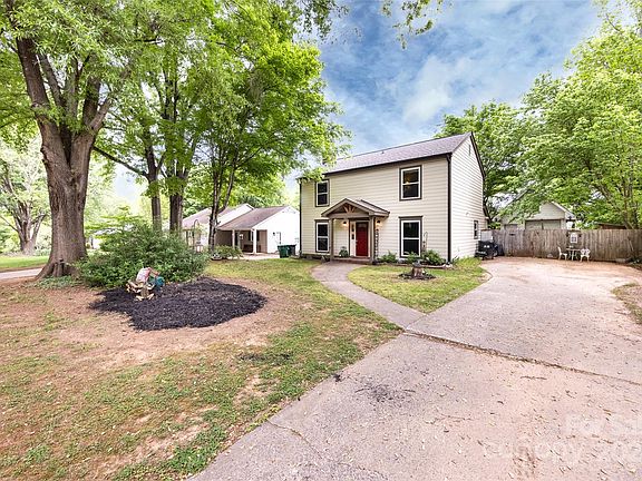 4th image of 7826 Surreywood Pl