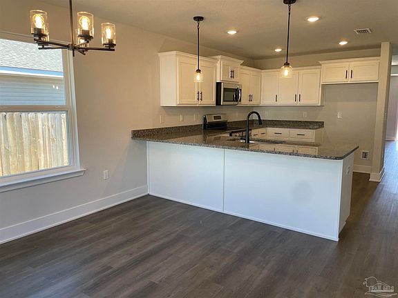 3rd image of 422 Kingsbridge Dr #19C