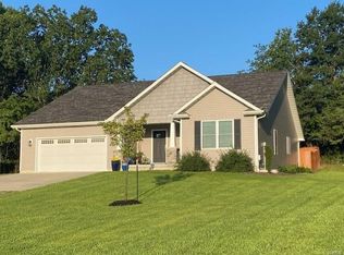 10475 Justin Cir, Rolla, MO 65401