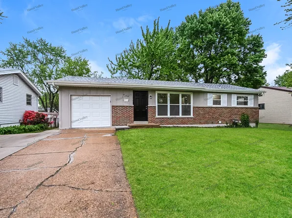 609 Lynn Haven Ln, Hazelwood, MO 63042