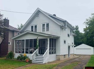 616 4th Ave SE, Waseca, MN 56093