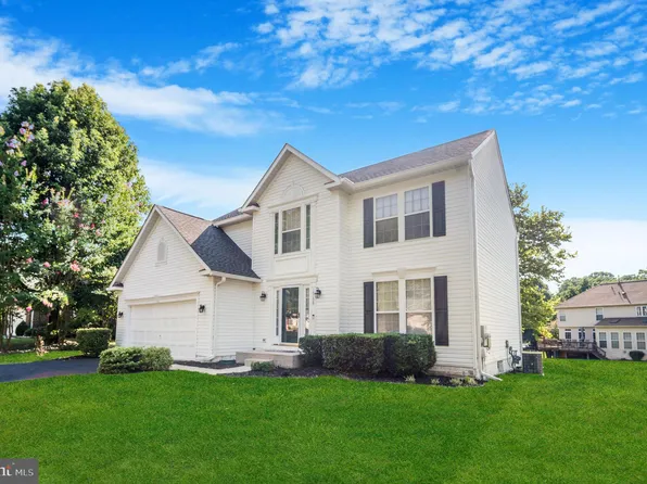 10109 Running Brook Ln, Upper Marlboro, MD 20772