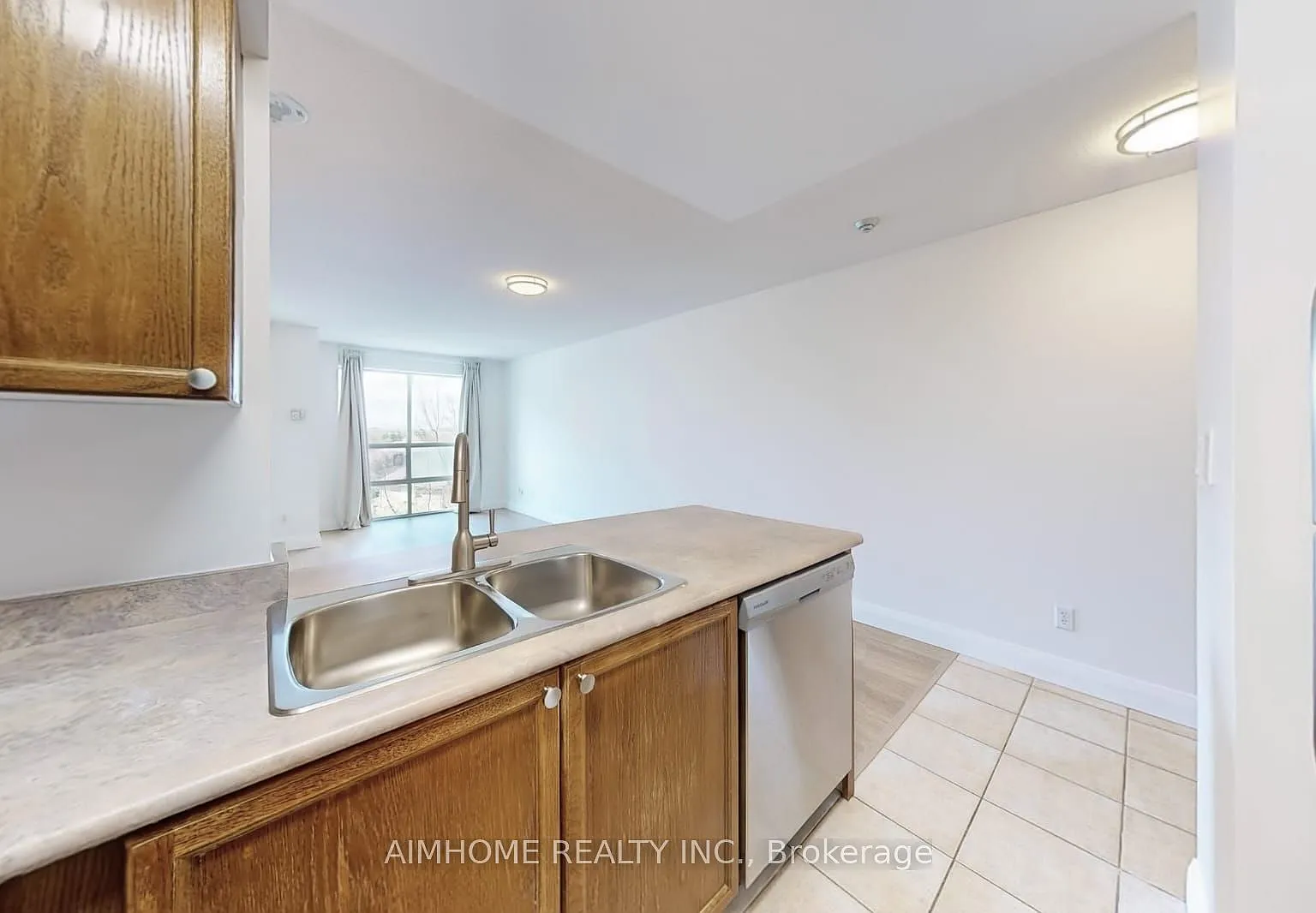 1 bed, $2,100 — Photo 1