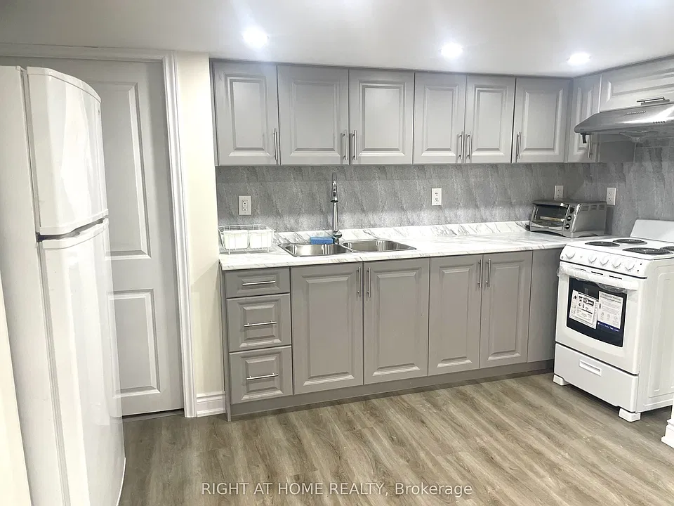 11 Herdwick St #2