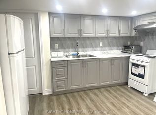 11 Herdwick St Unit 2, Brampton, ON L6S 6L6
