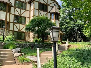 1150 Alpine Village Dr #736, Harbor Springs, MI 49740