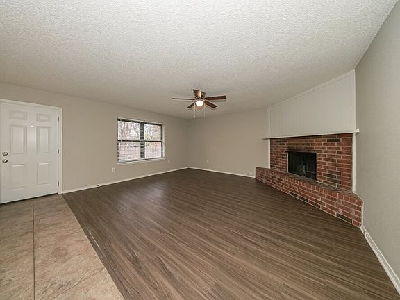 4th image of 501 N Ramblin Oaks Dr