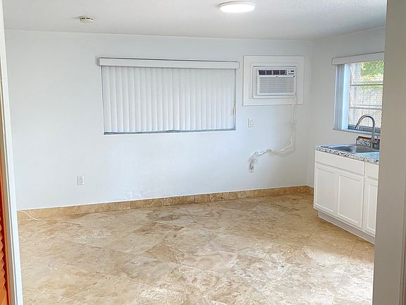 2nd image of 4115 SW 98th Ct