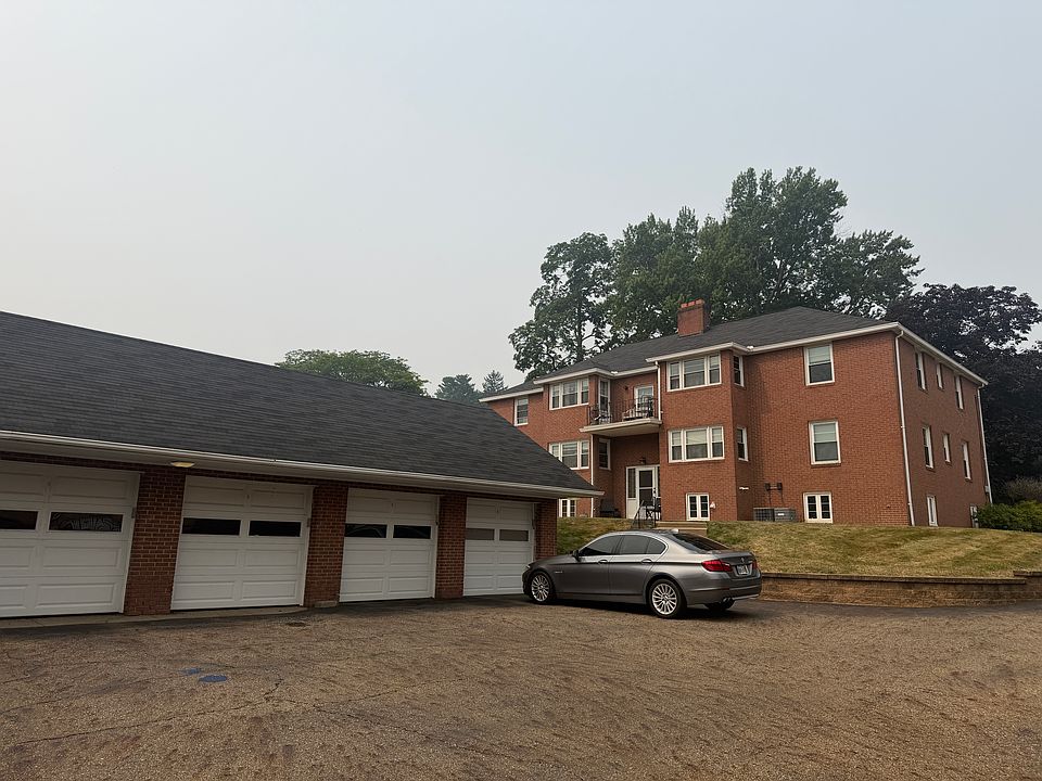 1st image of 1802 Market Ave N APT 4