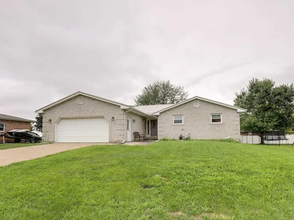 3826 Tiffany Ln, Quincy, IL 62305
