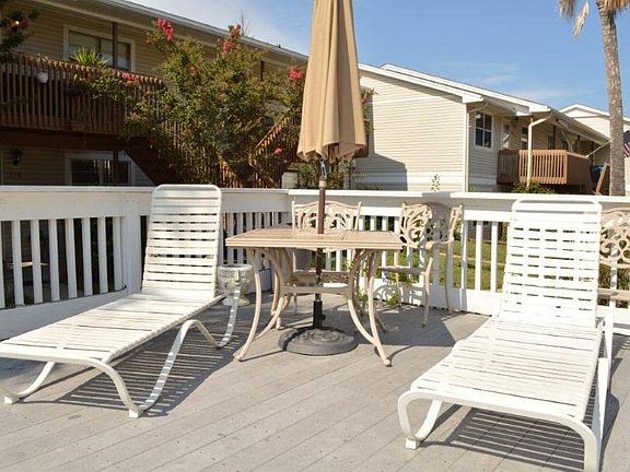 2nd image of 1100 Shoreline Dr APT 118