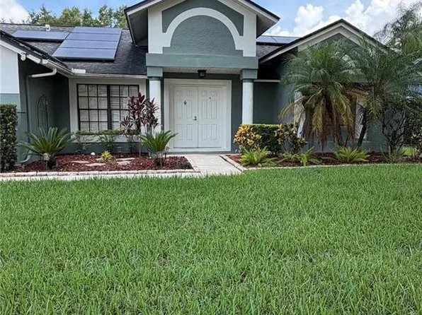 3221 Oakwood Pl, Tarpon Springs, FL 34688