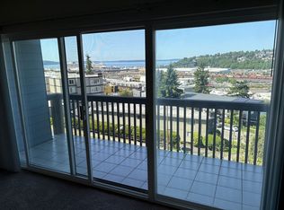 2500 Gilman Dr W APT 403, Seattle, WA 98119