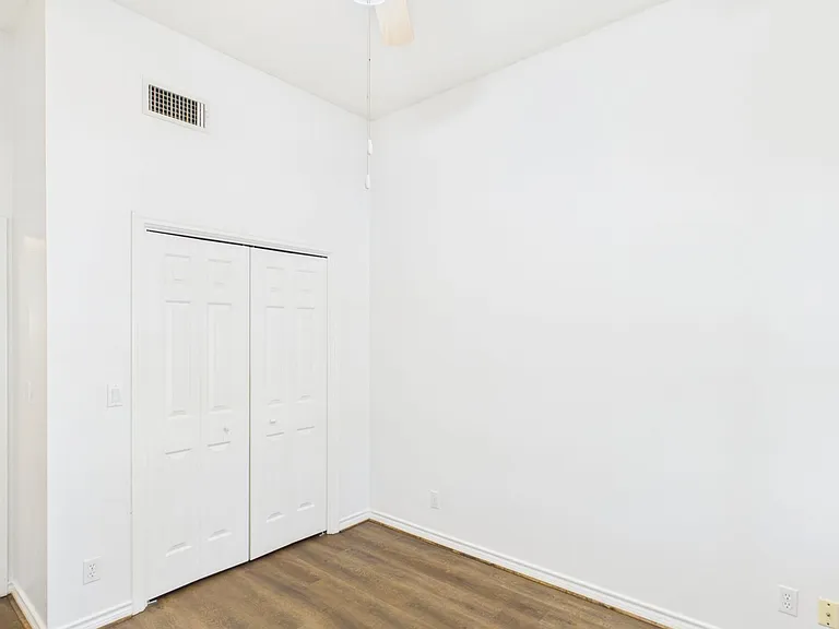 1721 Cherrywood Dr — Photo 25