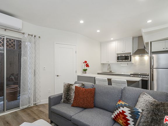 5th image of 8999 Keith Ave