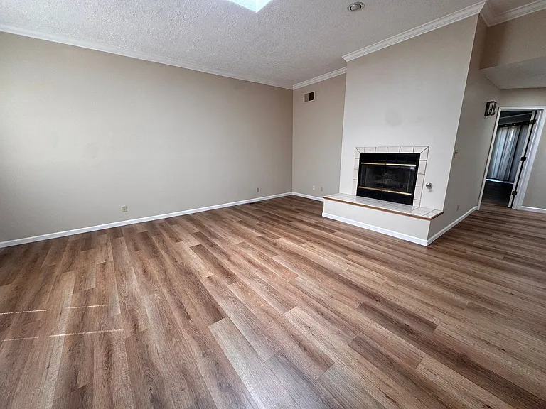 3345 Esplanade Cir SE — Photo 2